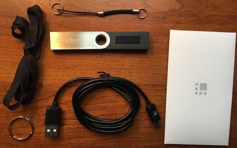 Преглед на Ledger Nano S - Сигурен хардуерен портфейл за начинаещи